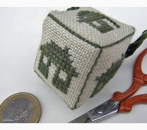 Scissorfob cube - Houses