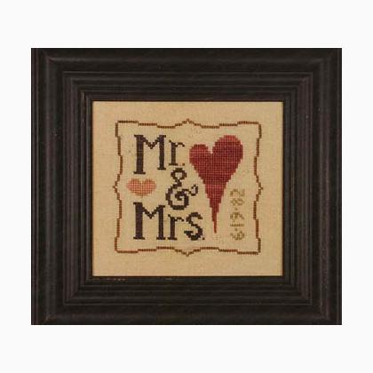 Wee One: Mr & Mrs (w/charms)