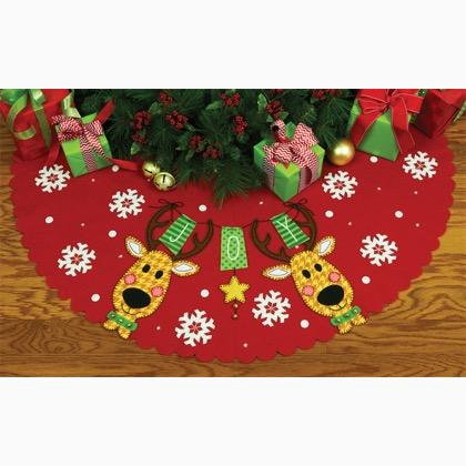 Reindeer Joy Tree Skirt
