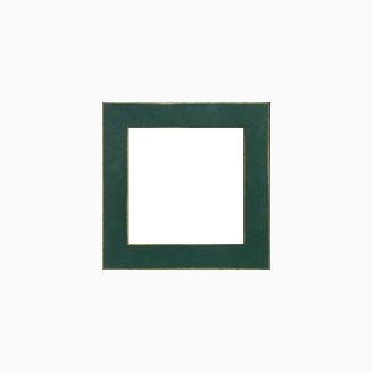 Cornice in legno verde opaco