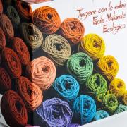 Tingere con le erbe