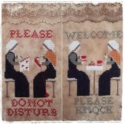 Welcome, please knock - Please, do not disturb (con charms)