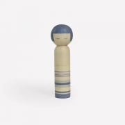 Puntaspilli bambola Kokeshi - Blu