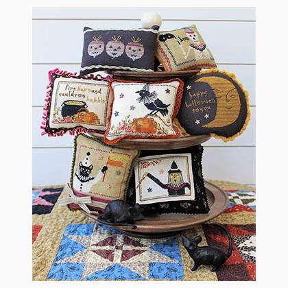 Harlequin Halloween Smalls
