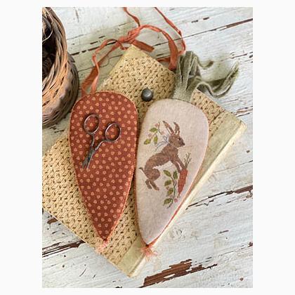 Velvet Carrot Needle Book