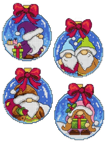 Gnomi in una palla di Natale (4)