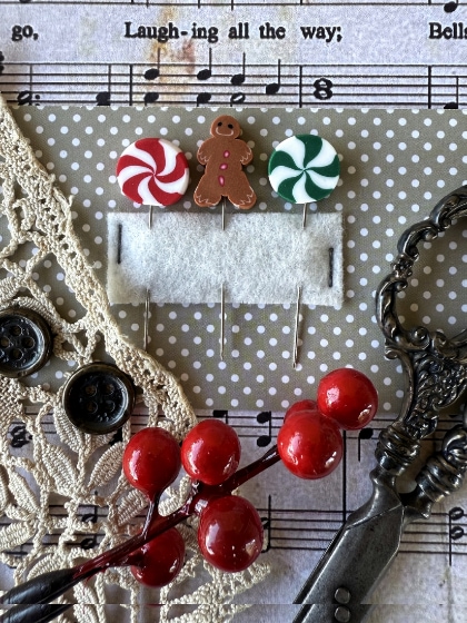 Funny Gingerbread Pin Set