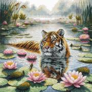 Tigre tra le ninfee