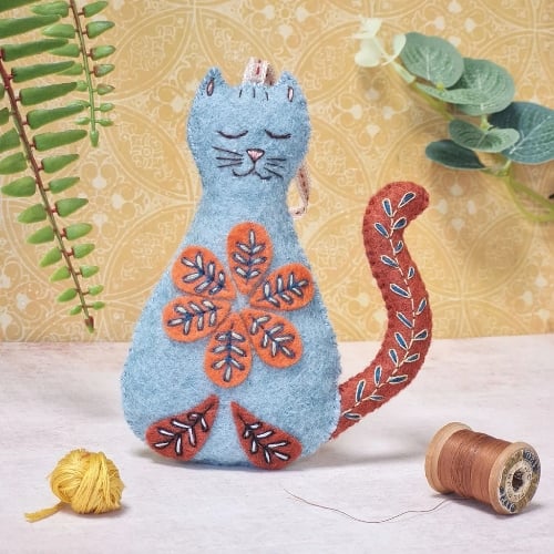 Il gatto ricamato